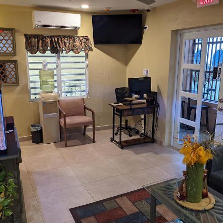 Midtown Guest House Charlotte Amalie Eksteriør bilde